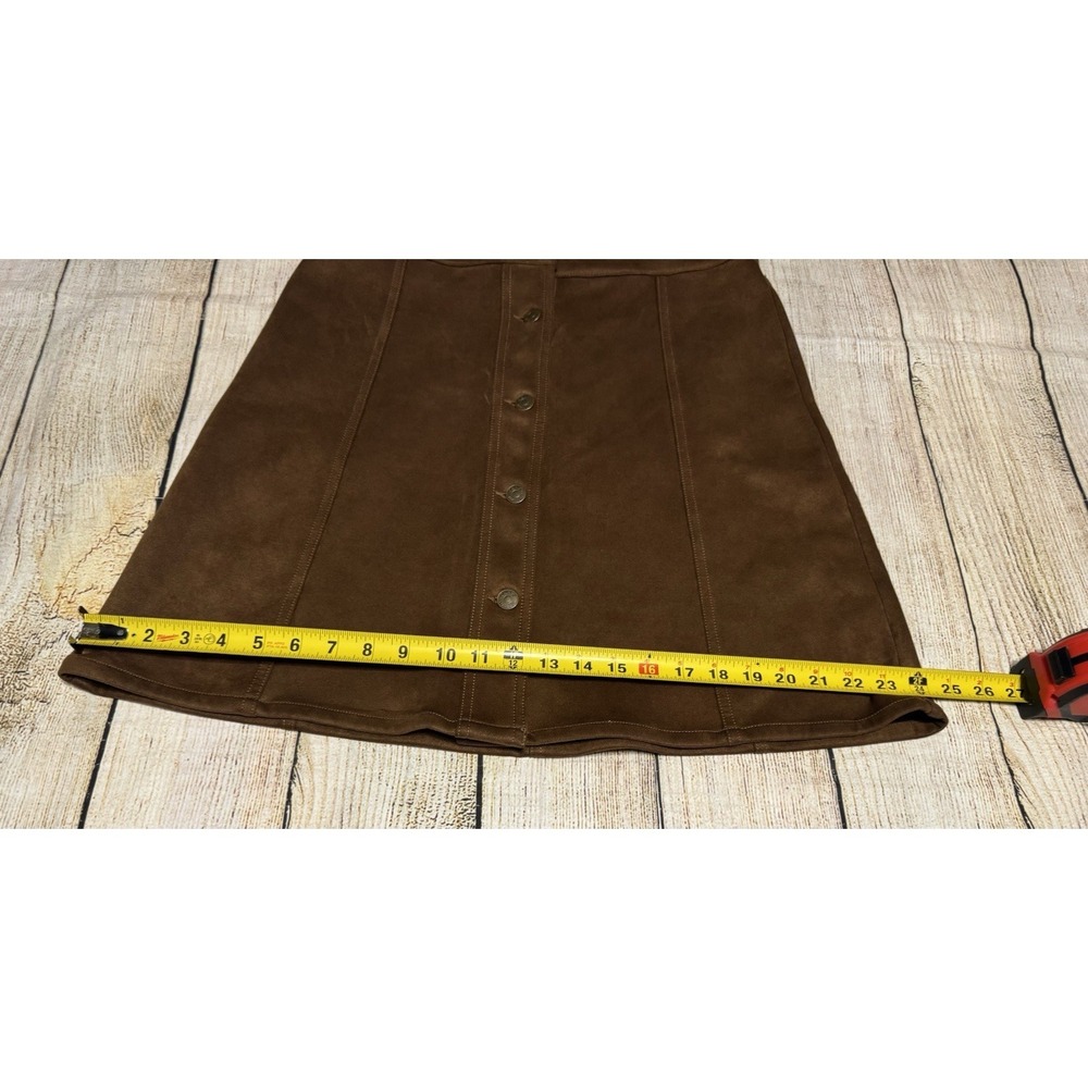 CHAPS Brown Suede Front Button A Line Skirt Western Boho Skirt Sz 8 TubA - Picture 2 of 7